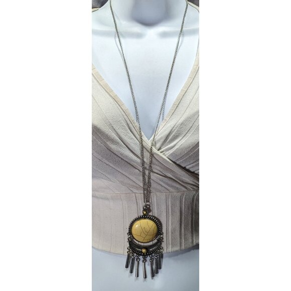Paparazzi Bohemian Yellow And Silver Tone Pendant Necklace - Picture 6 of 9